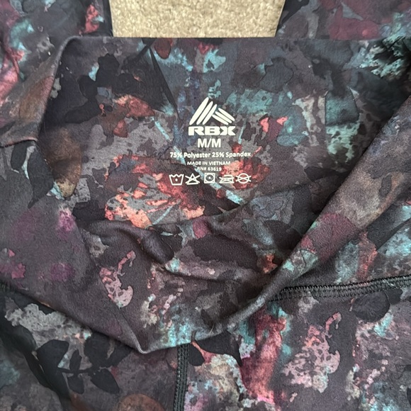 Bundle 3 Pair Workout Leggings - Picture 10 of 17